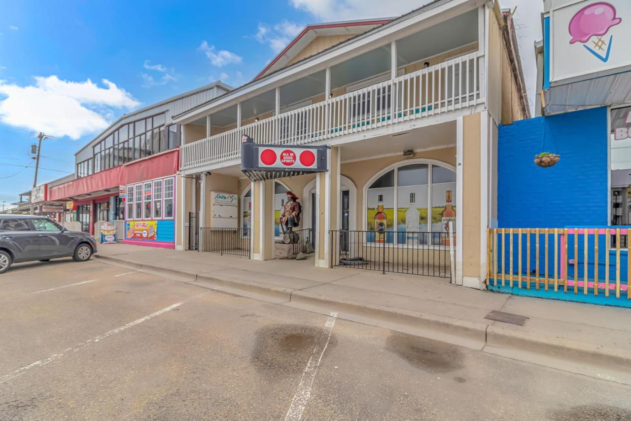 125 Atlantic Avenue Unit E - Pet Friendly! Walk To The Beach And Pier!1Br -1Ba - Sleeps 2-4 Guests! Myrtle Beach Exteriör bild